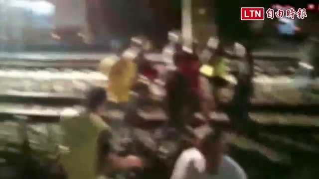 普悠瑪列車在新馬車站出軌 傳三人罹難 超過二十多人受傷