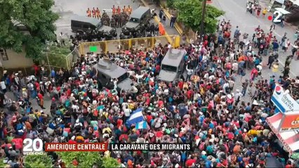 Donald Trump renouvèle sa charge contre les migrants et la construction d'un mur contre l'accès aux Etats-Unis