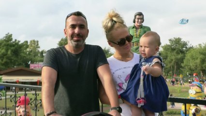 Yaya olarak girdikleri plajda 12 TL'lik otopark ücreti ödediler