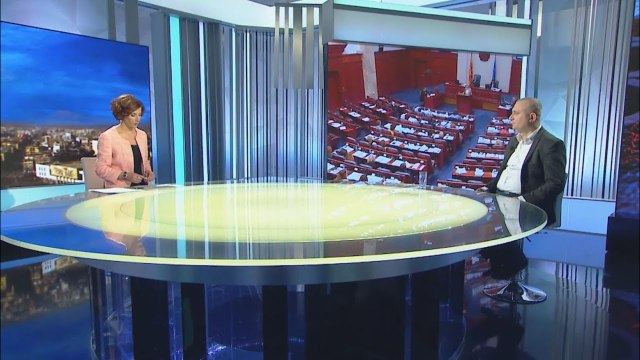 Ndryshimi i kushtetutës maqedonase, gazetar dhe studiuesi Armand Plaka i ftuar në Ora News