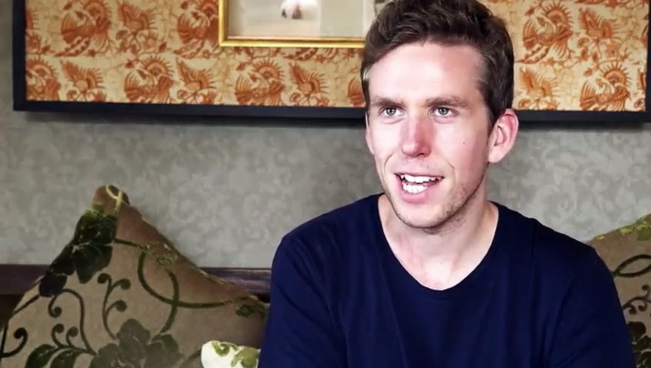 When Buying Miles From an Airline Makes Sense | Jet Set's The Upgrade | Bravo