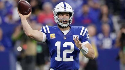 Luck throws to WIDE open Rogers for 29-yard gain