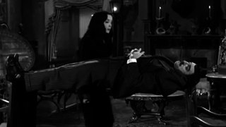 The Addams Family S02E16 - Uncle Fester, Tycoon