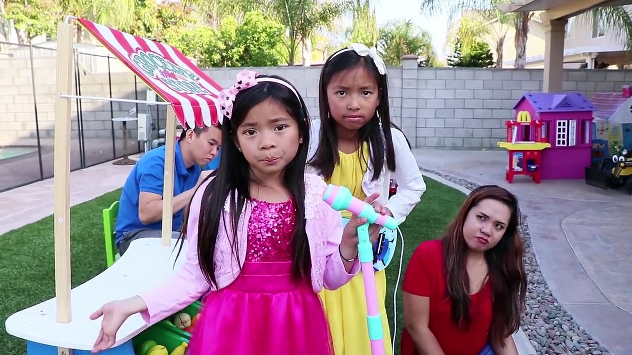 Wendy & Emma Pretend Play w/ Music Toys for Kids & Sing Nursery Rhyme