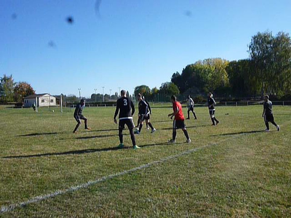 Échauffement au stade de Bries est à la Ferté Gaucher