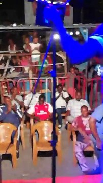 Remise des lots aux gagnants du 5e tirage de «Rentrée scolaire» en face de la Mairie de Ouenze (Brazzaville)