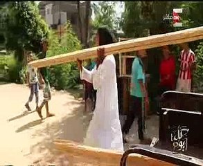 "كل يوم" يعرض تقريراً عن أول سيدة بالأقصر تقود تروسيكل