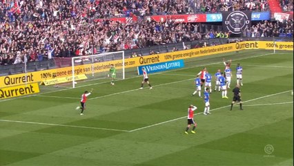 Pays-Bas - La demi-volée sublime de Clasie