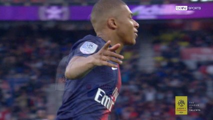 Tải video: Mbappe continues spectacular scoring run