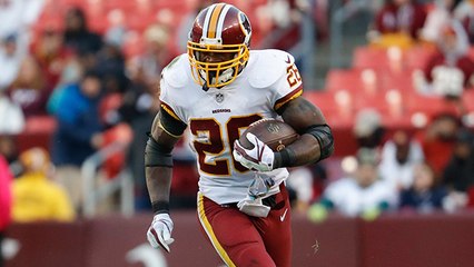 Going old school: A.P. takes handoff from three-point stance