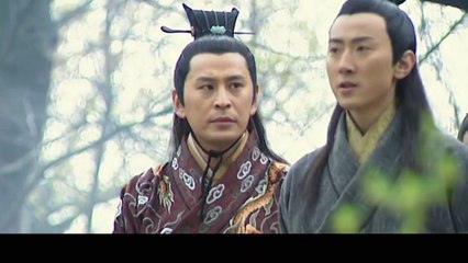 美女當街作惡，打傷好人，小和尚路見不平，兩人當場扭打至一團