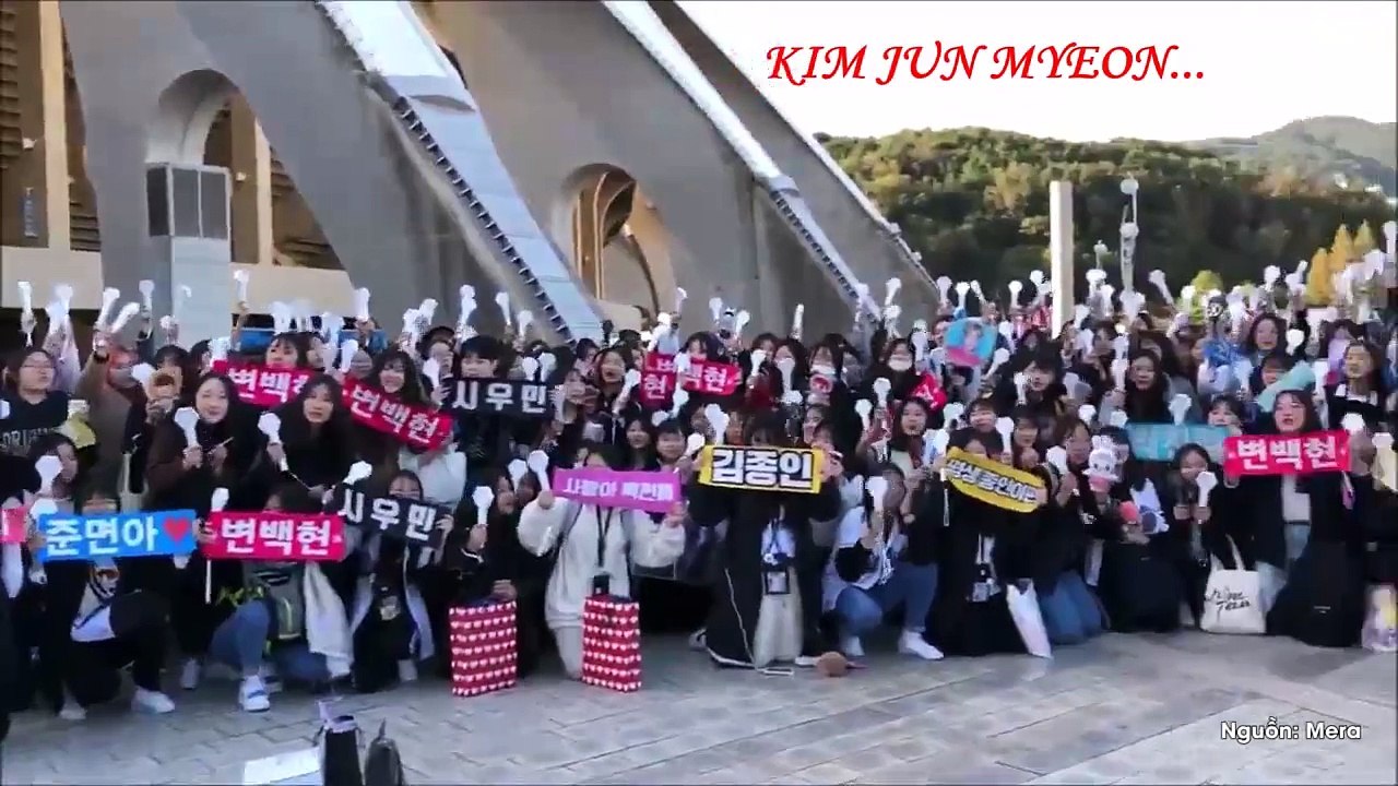 EXO-L THỰC HIỆN BIỂN LIGHSTICK TẠI SỰ KIỆN BUSAN ONE ASIAN FESTIVAL