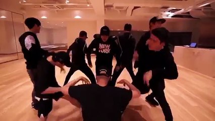 EXO - Monster Dance Practice [Demo Ver]