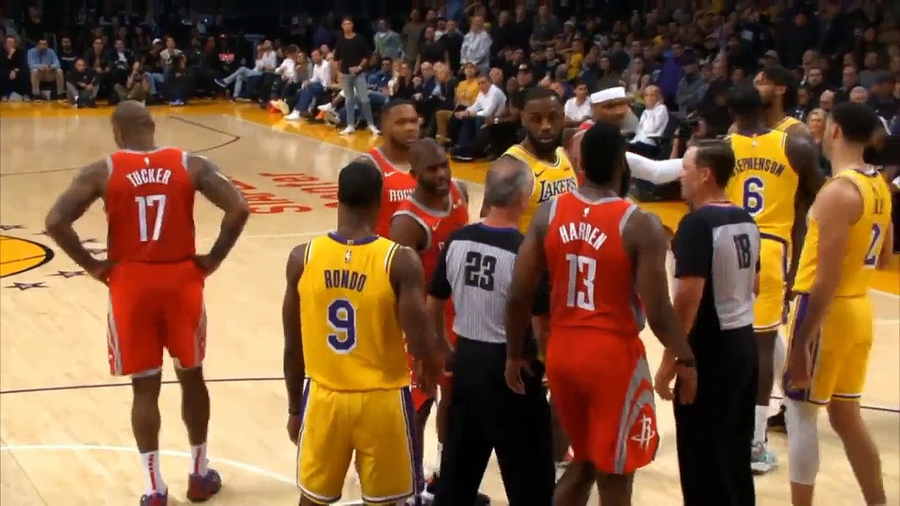 Heftige Prügelei überschattet LA-Premiere von LeBron James