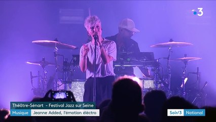 Jeanne Added revient avec un album électro et radieux