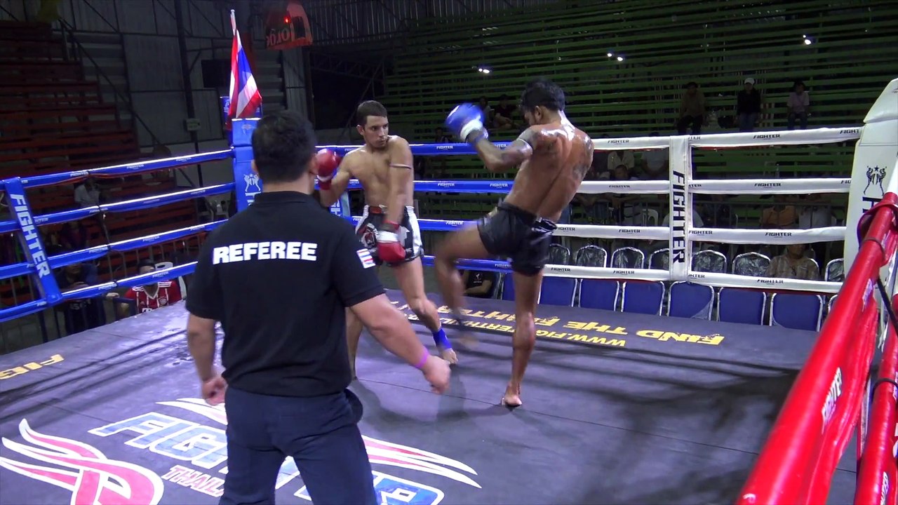 Aleks Priadchenko vs Pettrang KingkaMuayThai 3 4 18