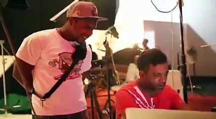 Brevemente, novo vídeo da música "chefe mulherengo", da cantora Gabriela.Música produzida por Ciro "Villa Nova".Vídeo produzido por DJ Marcell.Conta com a