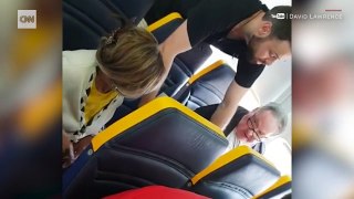 Man launches into racist rant on plane