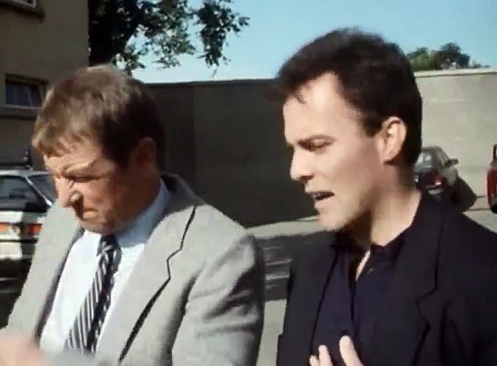 Bergerac S08 - Ep02 My Name is Sgt. Bergerac (2) -. Part 02 HD Watch