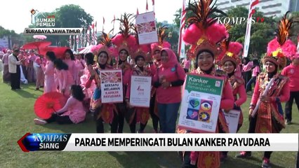 Parade Memperingati Bulan Kanker Payudara