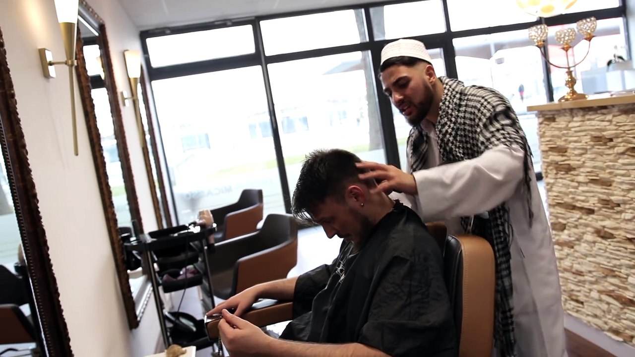 FRISEUR ⎮ Deutsche vs. Araber ⎮ Younes jones