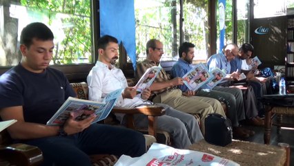 Bu kıraathanede çay simit ücretsiz