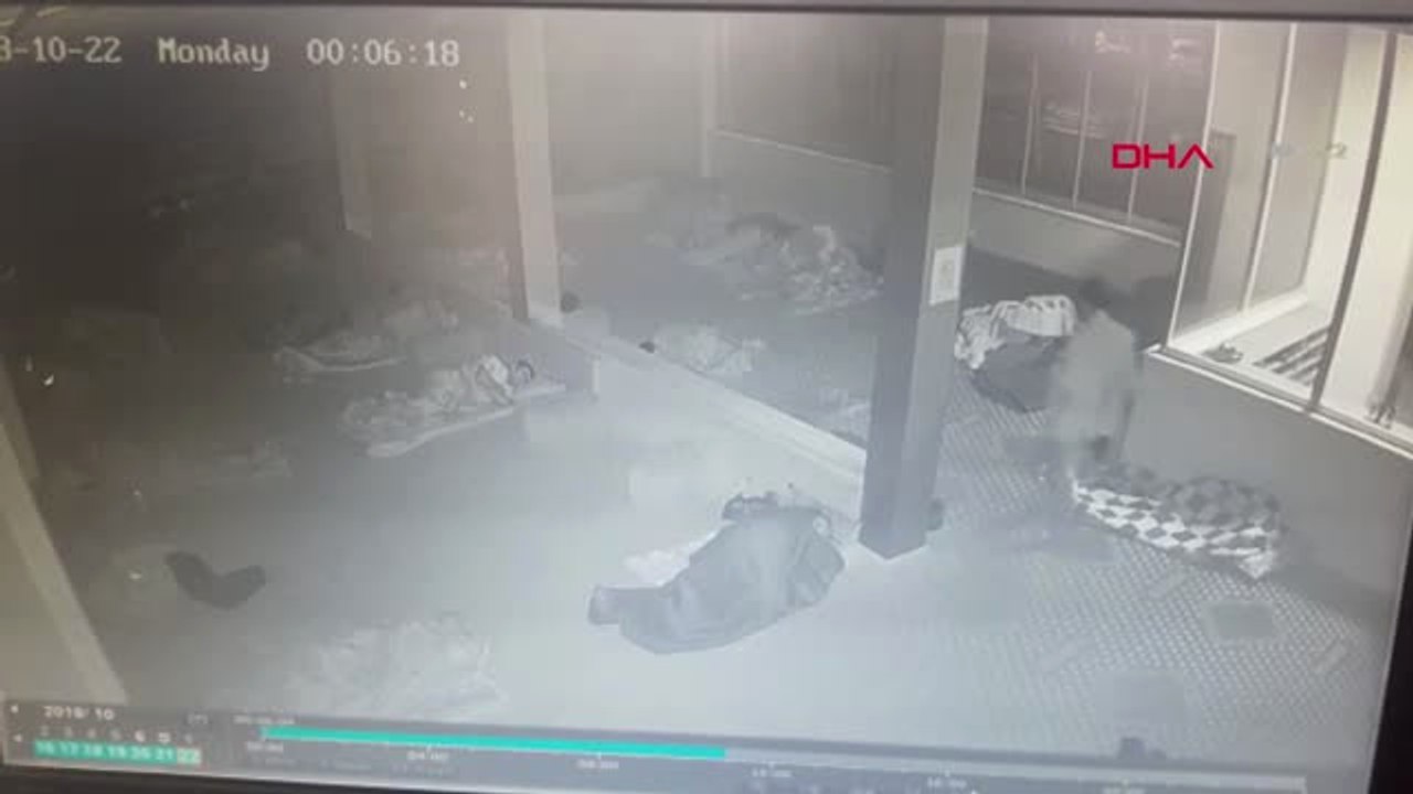 Hasta Yakınının Telefonunu Çalan Hırsızı Güvenlik Kamerası Yakalattı