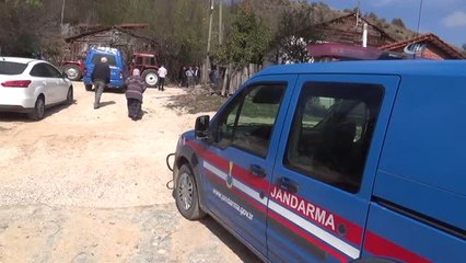 Ağaç Dalını Kesen Yeğene Amcası Kurşun Yağdırdı.