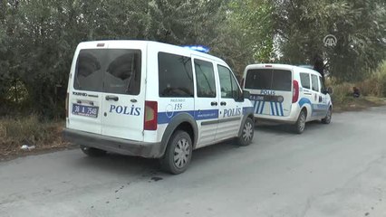 Boşanma Aşamasındaki Karısını Silahla Yaraladı