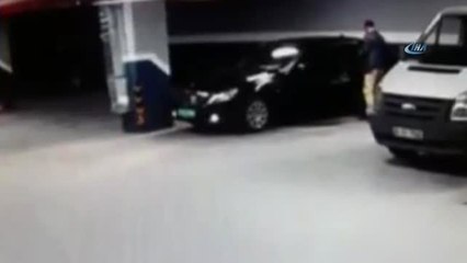 Suudi Arabistan Konsolosluğu'na Ait Aracın Kapalı Otoparka Bırakılma Anı Kamerada