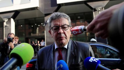 Mélenchon chute dans les sondages après son coup de sang