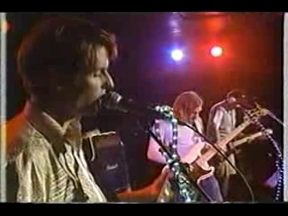 Pavement-spit on a stranger (live san diego)