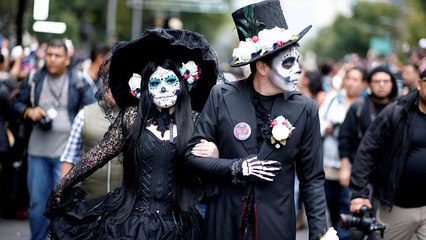 Skeletons run amok warming up for Mexico's 'Day of the Dead'