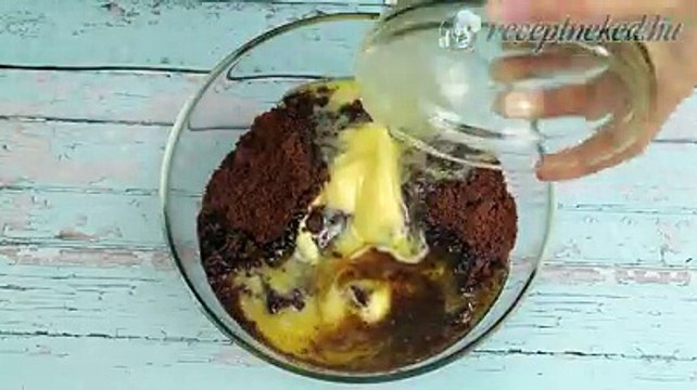 Maximum 45 percet kell vele dolgoznod, de ha ügyes vagy, fél óra alatt is elkészülsz! Nem sülsz meg a konyhában és mégis egy Isteni finom, kellemesen savanykás,