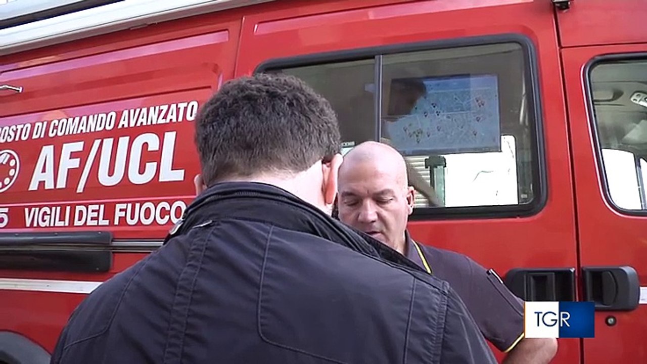 Il Sud della Puglia devastato dal maltempo: allagamenti persino nelle case, crollano i muri