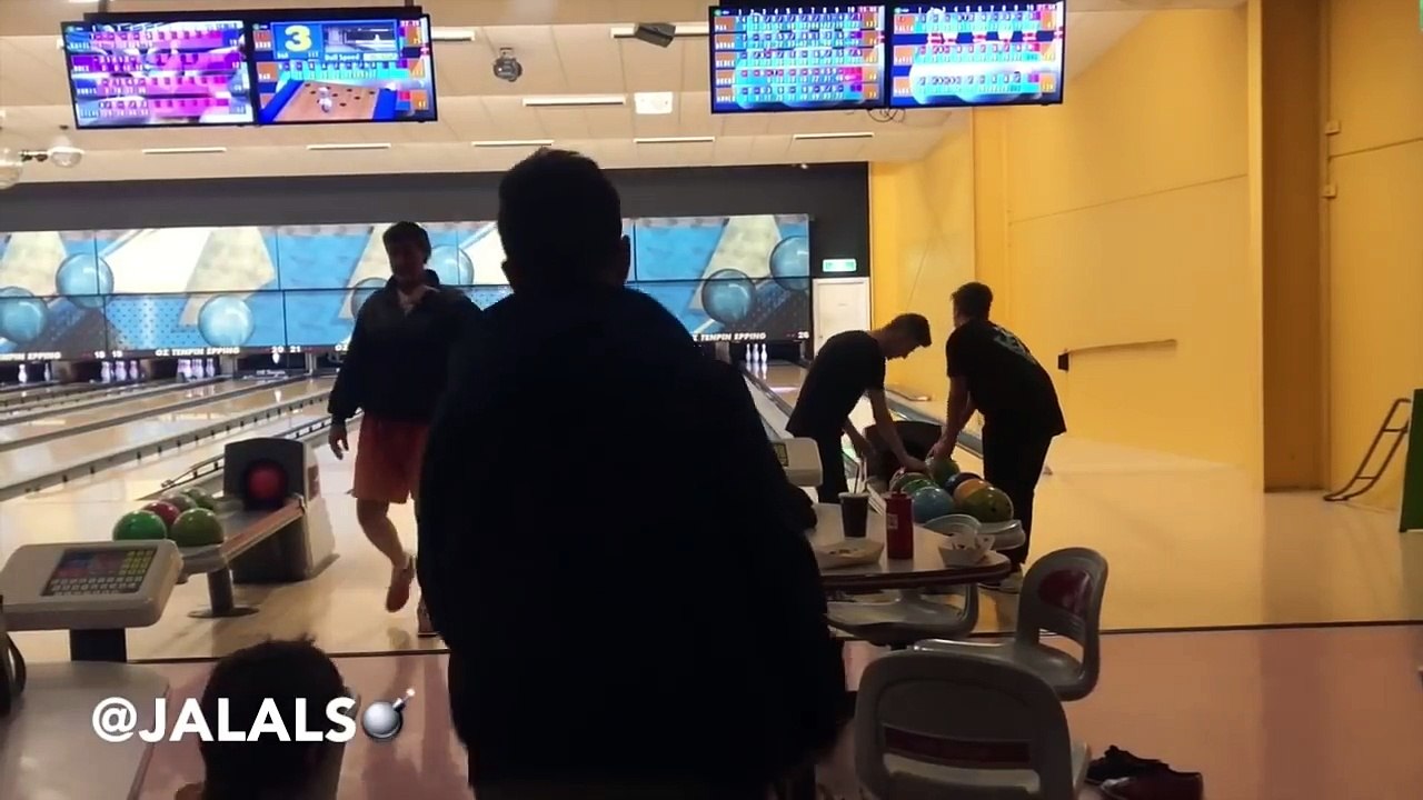 JALALS CRAZY SPIDER PRANK! video Dailymotion