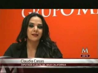 La gente esta cansada del típico político: Claudia Casas