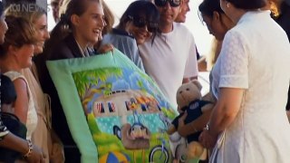 Prince Harry and Meghan visit Fraser Island