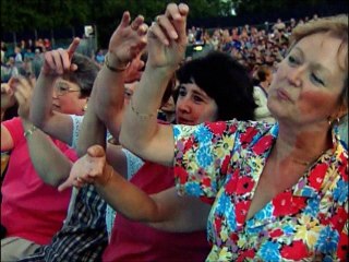 DADDY'S HOME – CLIFF RICHARD LIVE IN THE PARK – [THE CLIFF RICHARD COLLECTION]