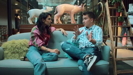 ANNA NOOSHIN is SPRAKELOOS na BRUTALE uitspraken op straat - BEKEND & VERMOMD S02E04