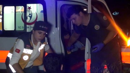 Manavgat’ta otomobil midibüse çarptı: 5 yaralı