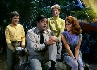 Land of the Giants S01 - Ep12 The Golden Cage -. Part 02 HD Watch