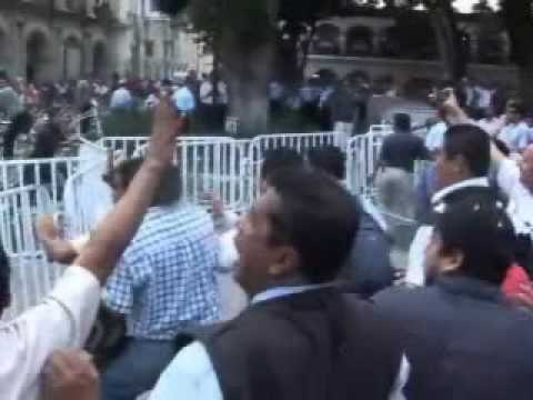 ''Protestitas'' contra Ulises Ruiz