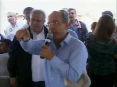 Calderón recorre zonas afectadas en Mexicali tras sismo