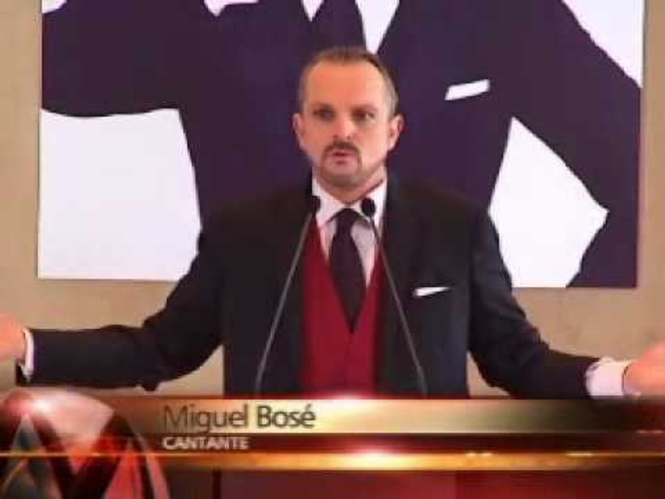 Presenta Miguel Bosé su disco 'Cardio' en México