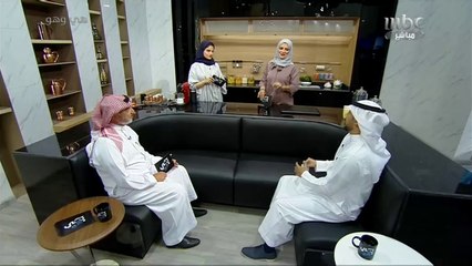 بطانية صغيرة تمنع وصول الأكسجين وتساعد على الحد من انتشار الحرائق .