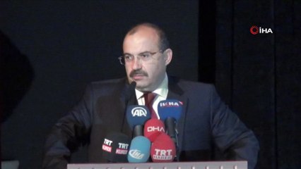 Bitlis Valisi İsmail Ustaoğlu: “2019 yılının da Prof. Dr. Fuat Sezgin yılı ilan edilmesinin ardından Bitlis Eren Üniversitesi ve öğrencilerimizle birlikte dolu dolu yaşayacağız”