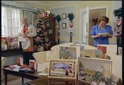 Keeping Up Appearances S02E11 The Father Christmas Suit