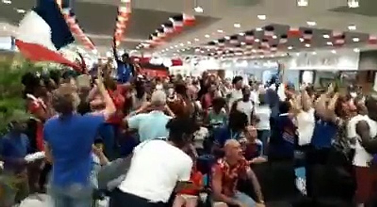 Ambiance de folie cet après-midi à Destreland lors de la demi finale France - Belgique  pour cette belle qualification. Alors n’hésitez pas à venir assiste