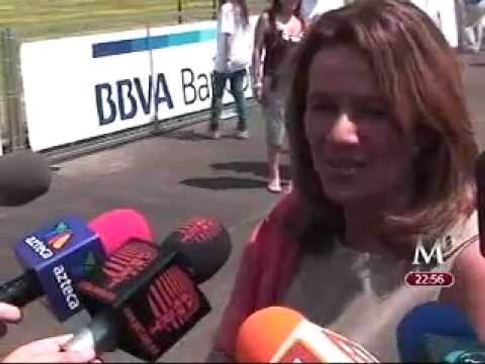 Presume Margarita Zavala al Chicharito